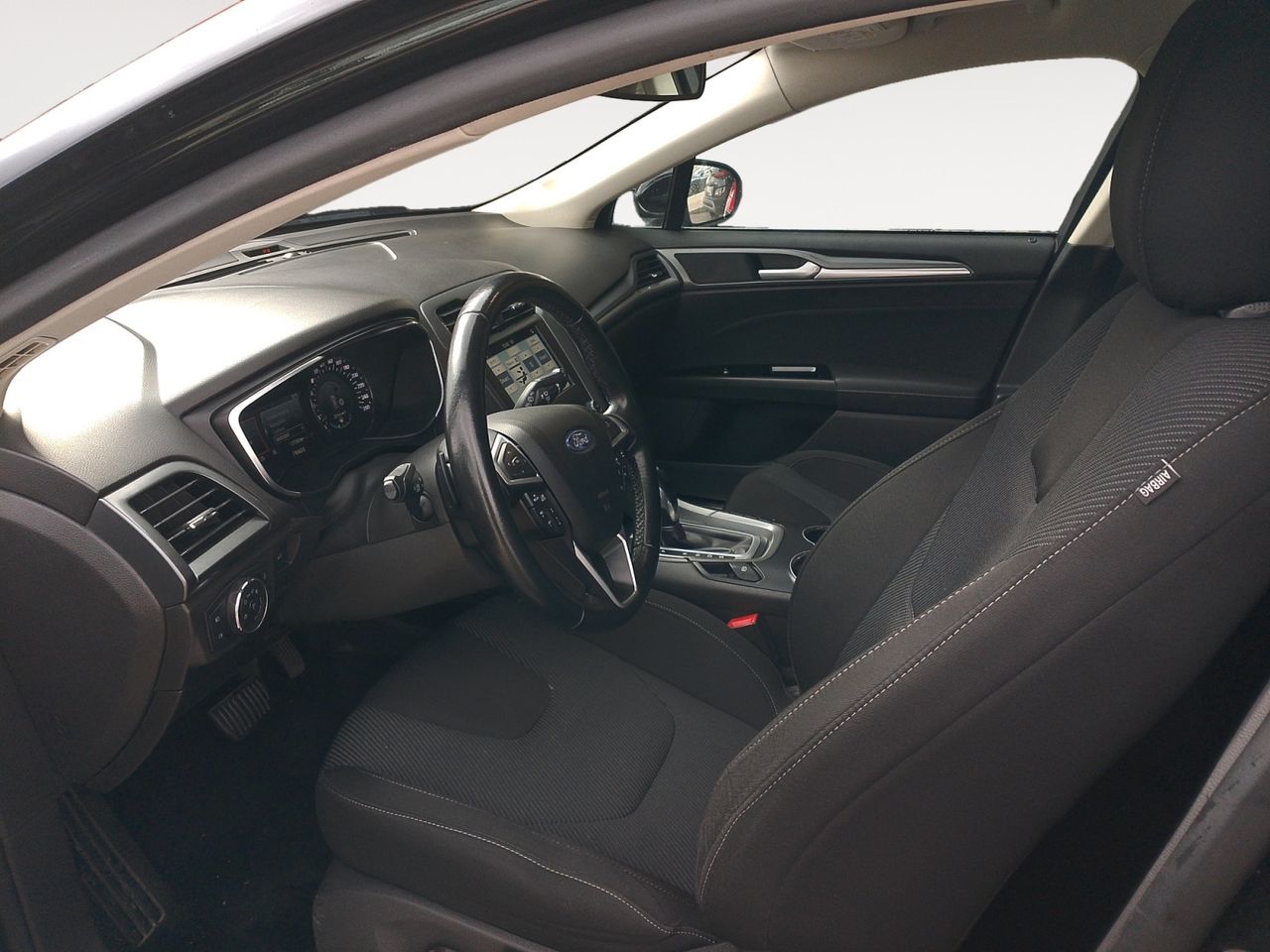 Ford Mondeo Titanium - foto 9