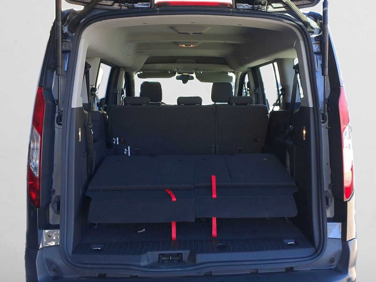 Ford Tourneo Connect Titanium Powershift - foto 12