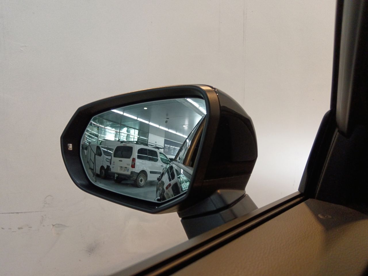 Audi Q2 TFSI advanced - foto 21