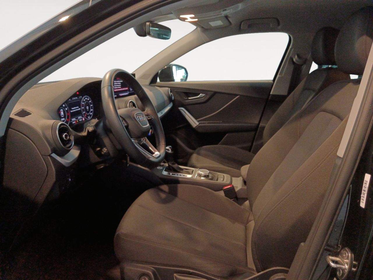 Audi Q2 TFSI advanced - foto 8