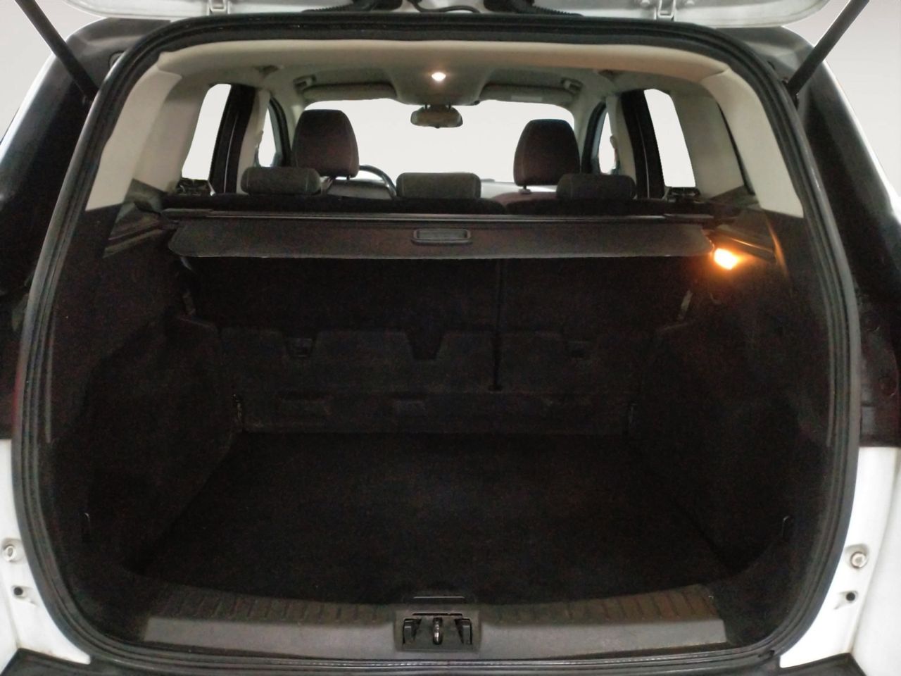 Ford Kuga Trend+ - foto 12