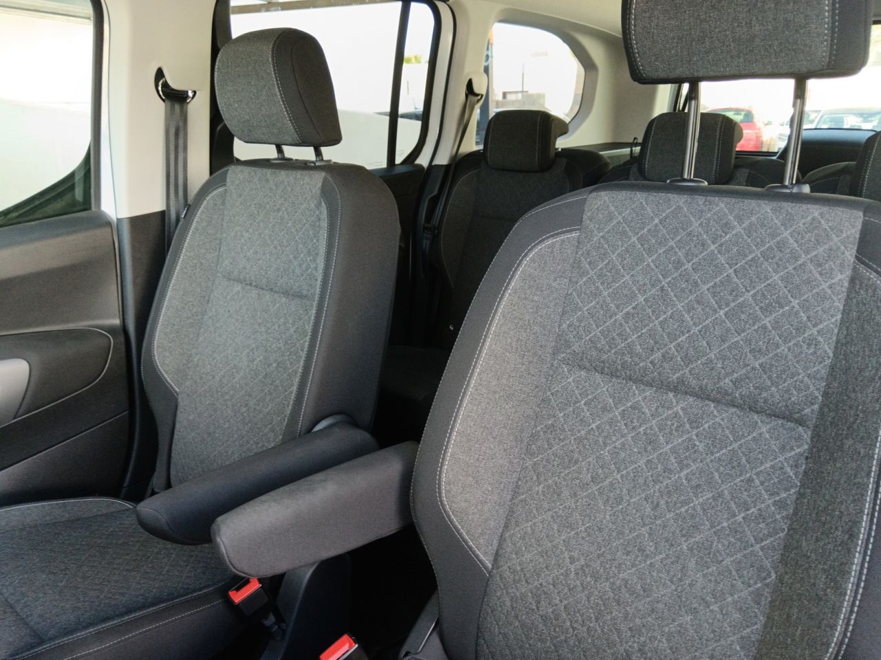 Opel Combo Cargo Innovation XL - foto 19