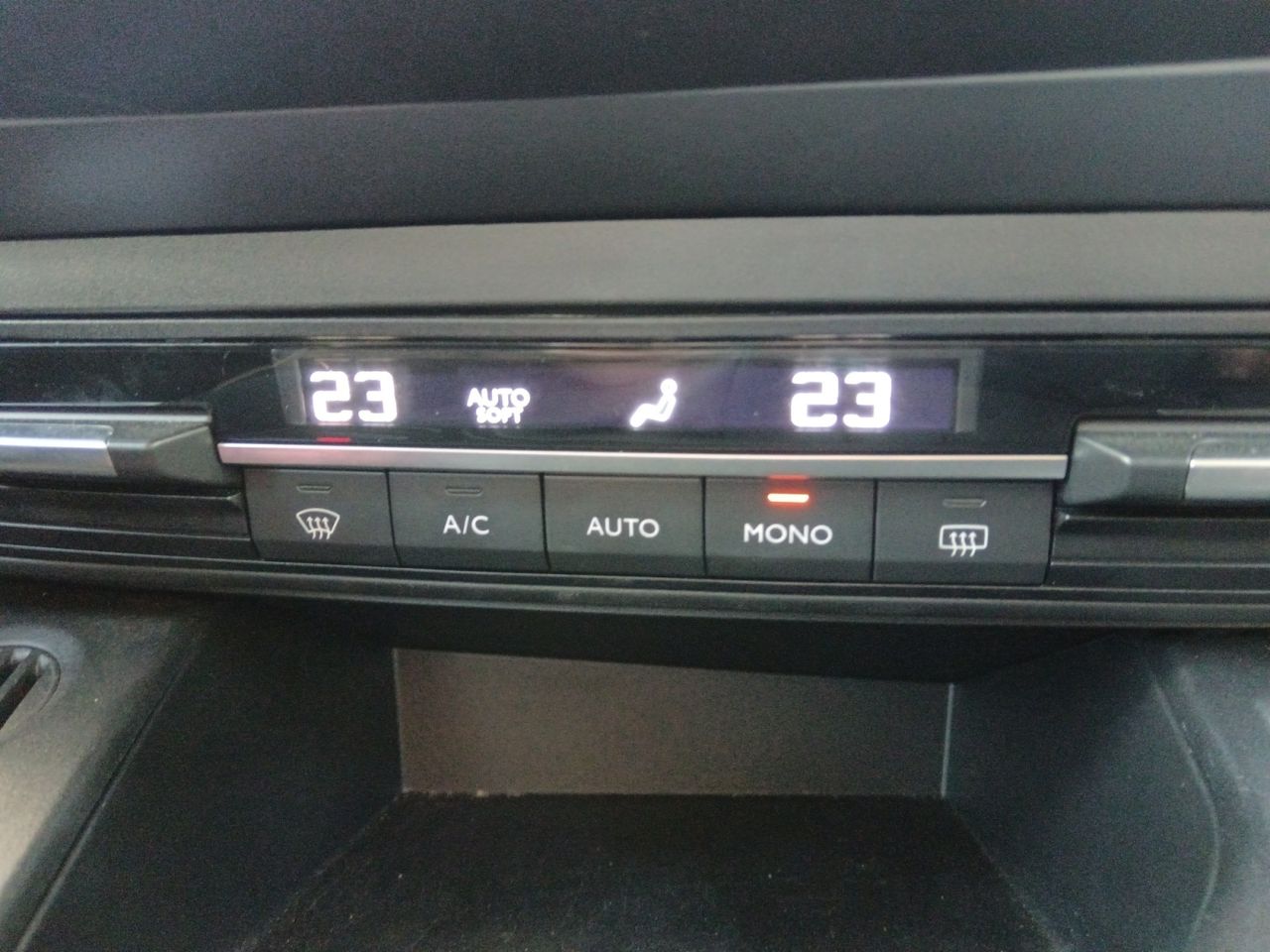 Opel Combo Cargo Innovation XL - foto 18