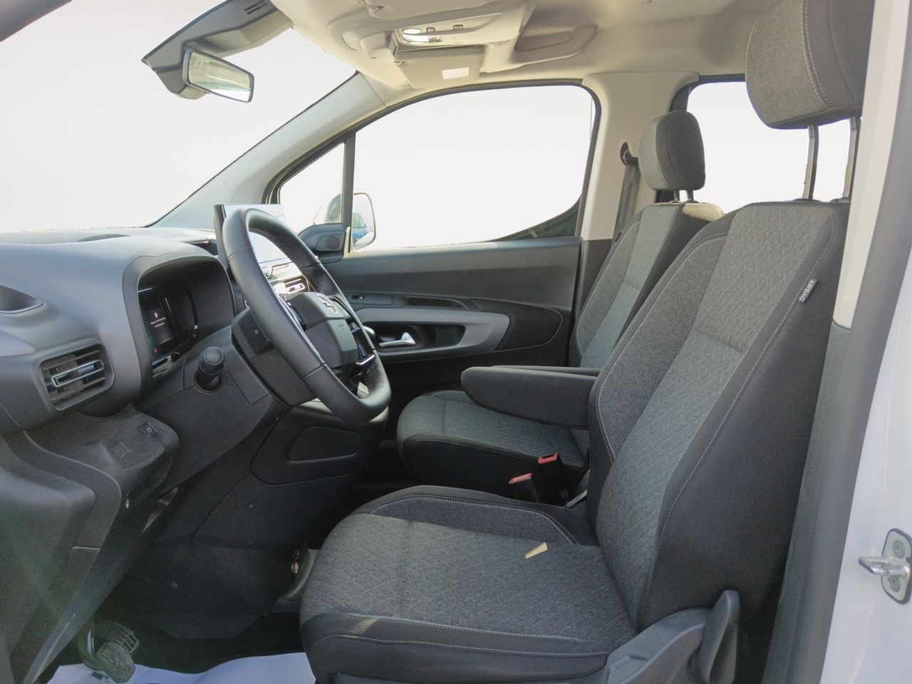 Opel Combo Cargo Innovation XL - foto 8