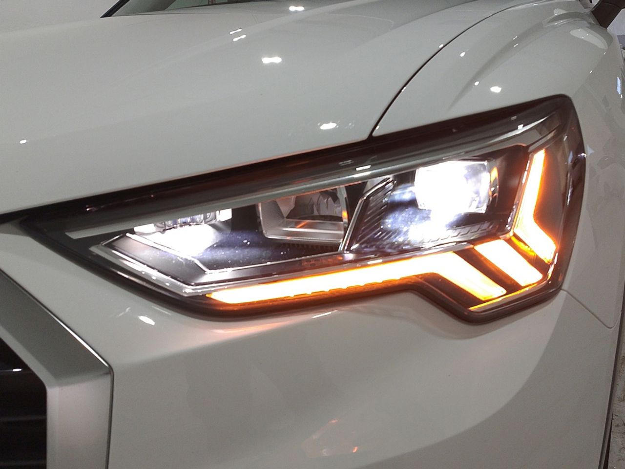 Audi Q3 35 TDI advanced - foto 19