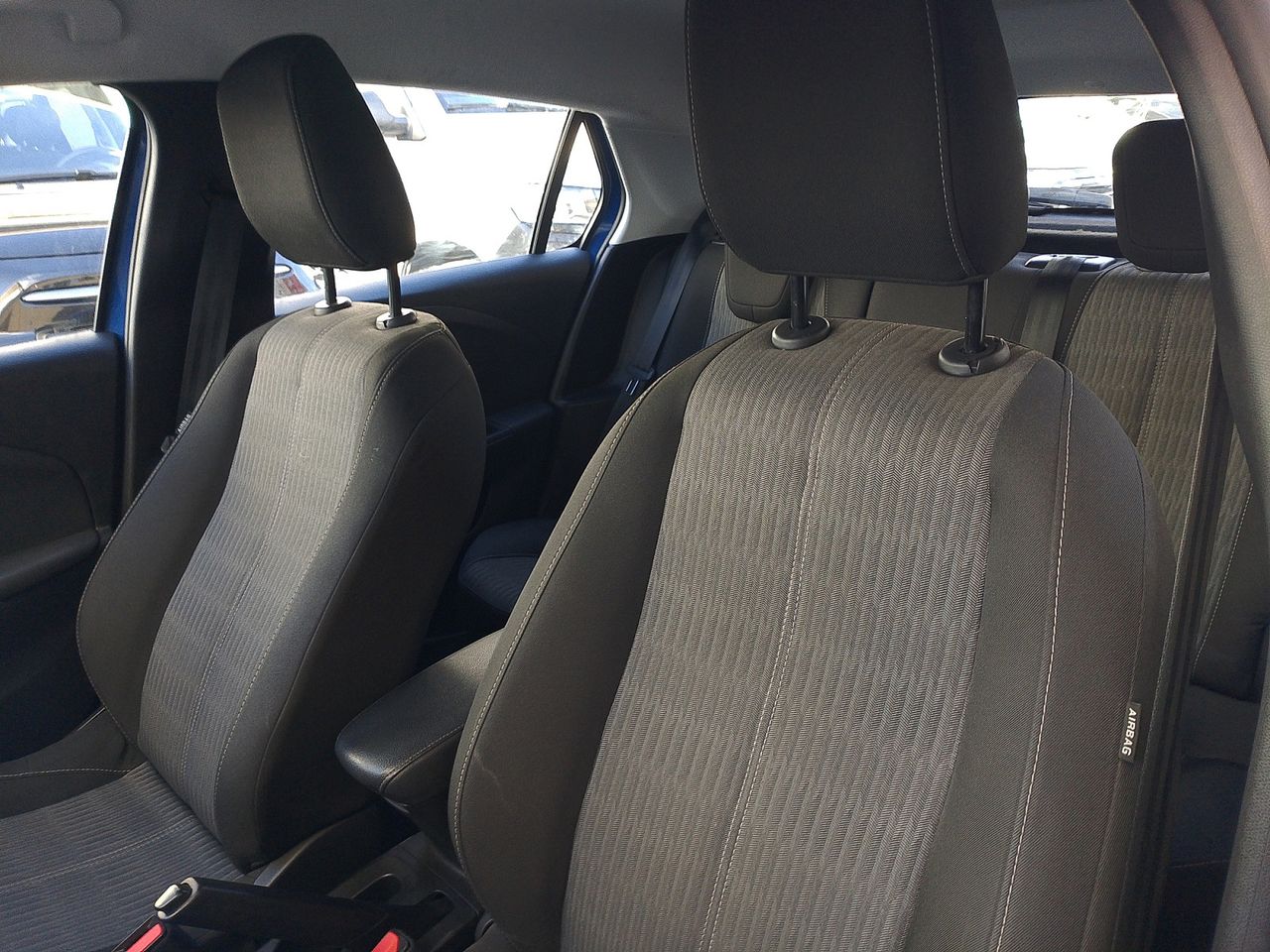 Opel Corsa Edition - foto 17