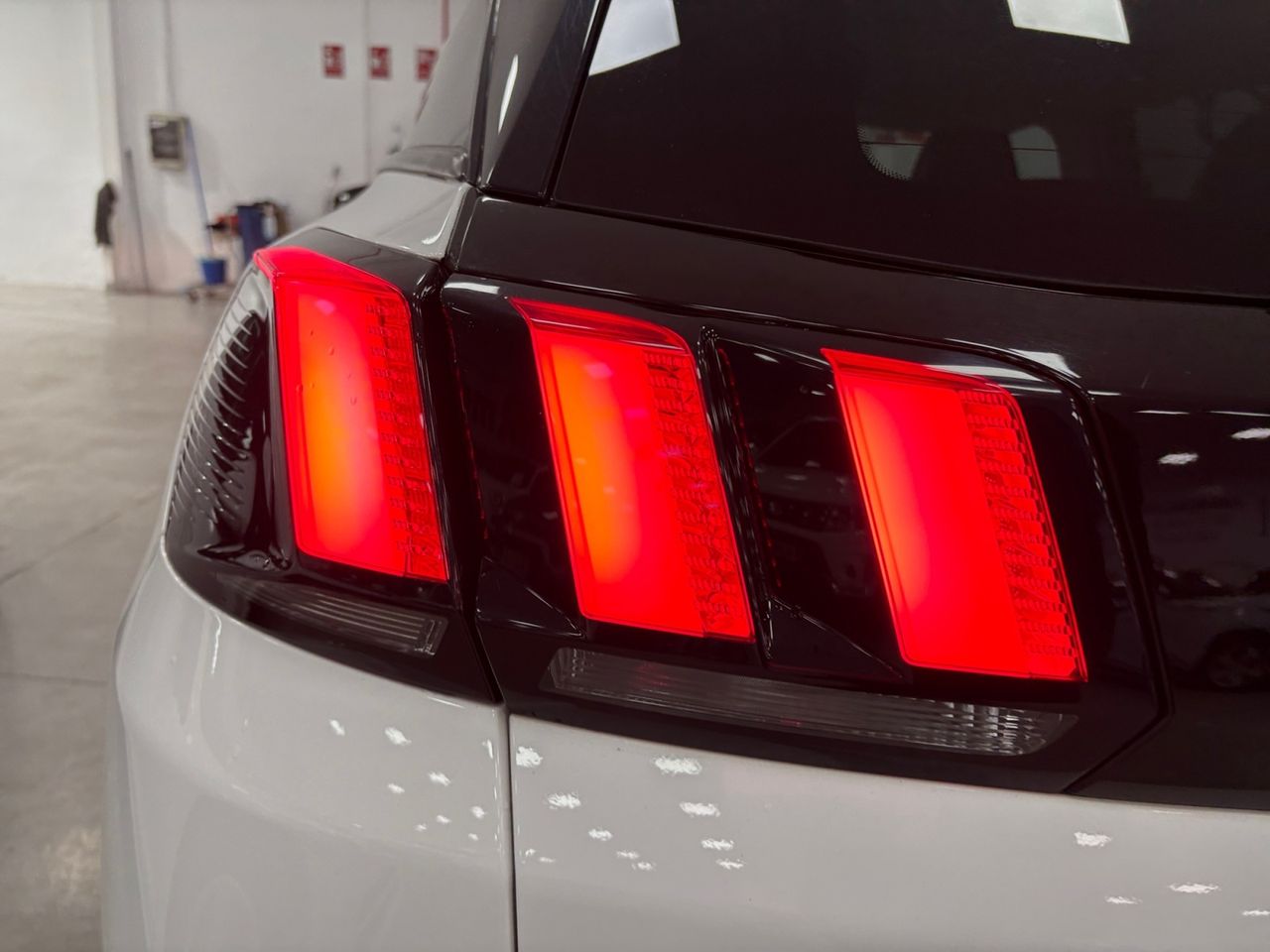 Peugeot 3008 Allure - foto 17