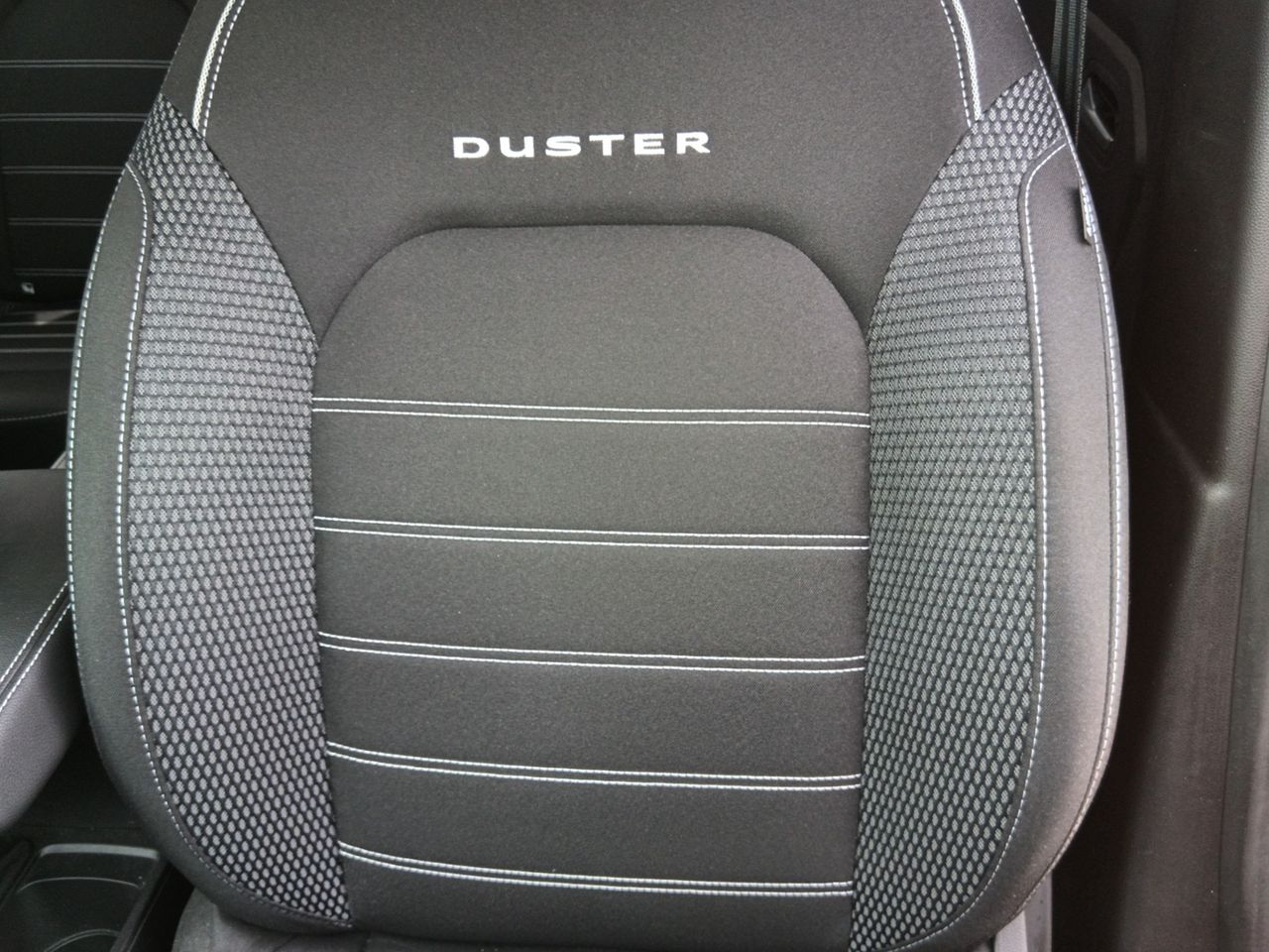 Dacia Duster Prestige - foto 20