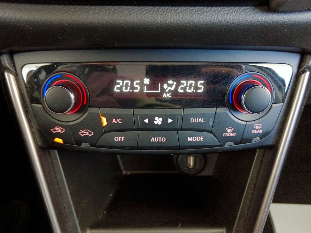 Suzuki SCross Comfort - foto 21