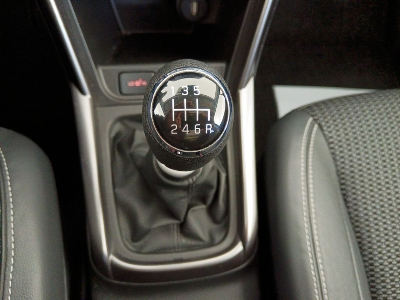 Suzuki SCross Comfort - foto 14