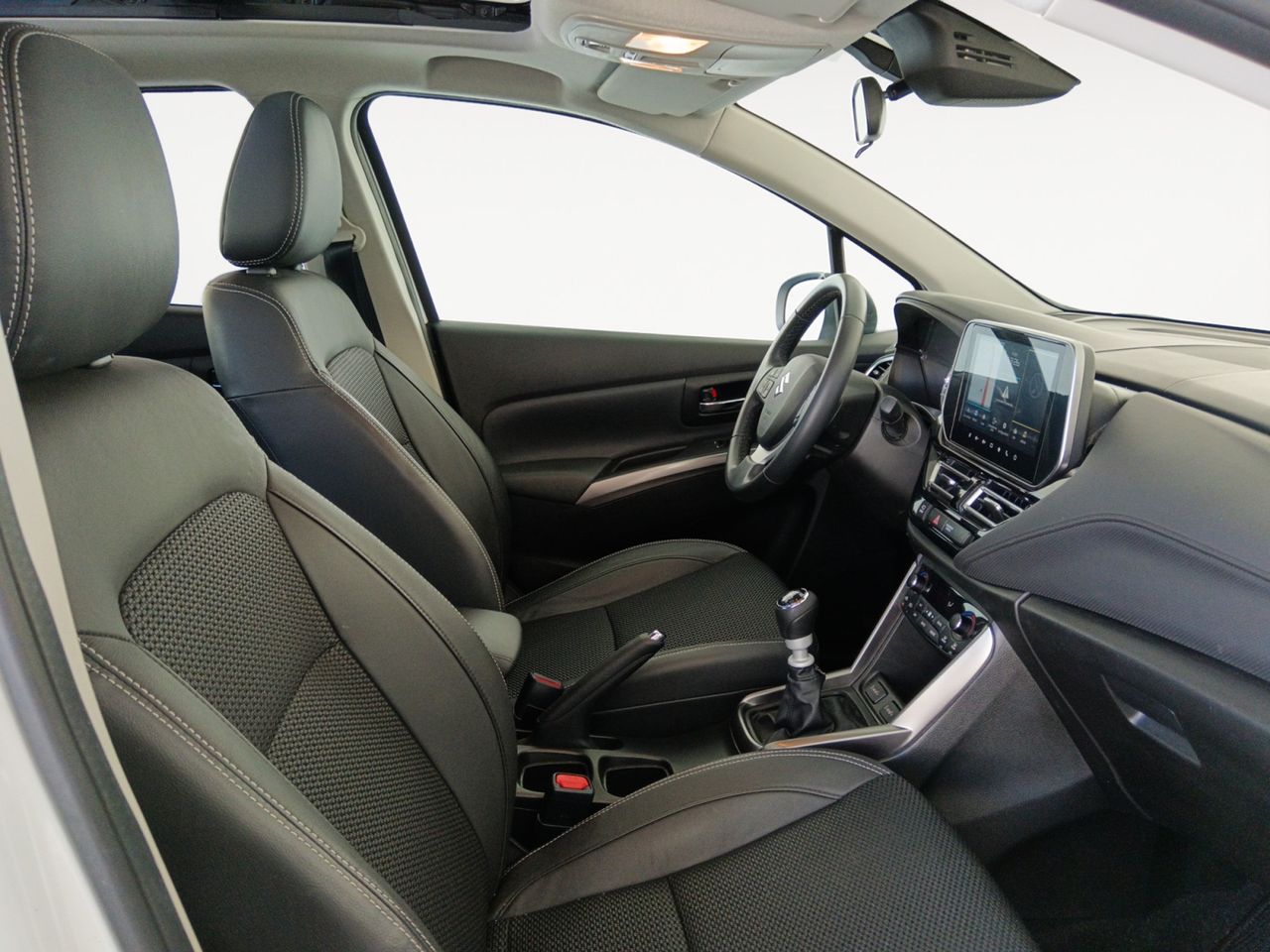 Suzuki SCross Comfort - foto 11