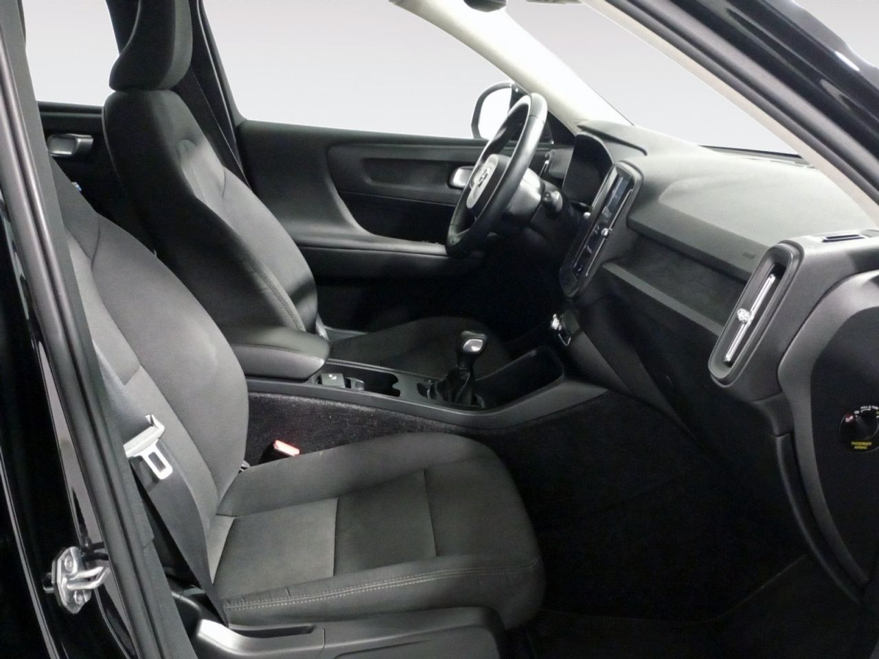 Volvo XC40 T3 2WD - foto 11