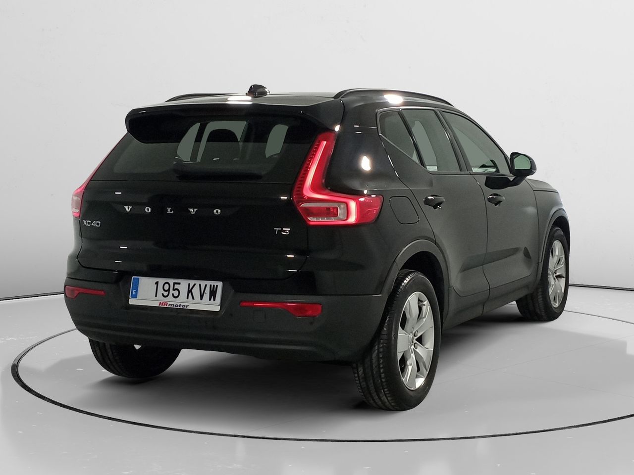 Volvo XC40 T3 2WD - foto 2