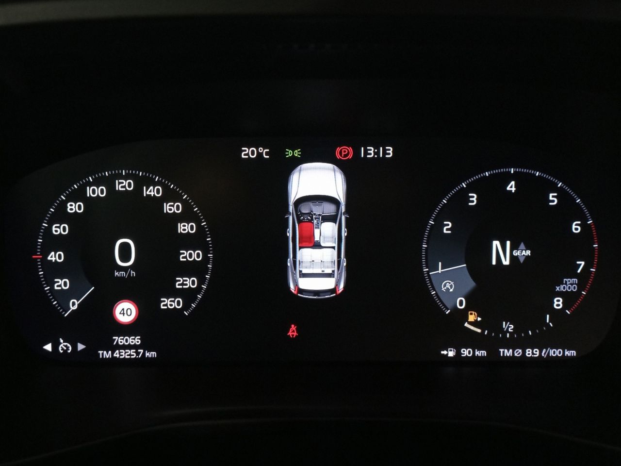 Volvo XC40 T3 2WD - foto 14