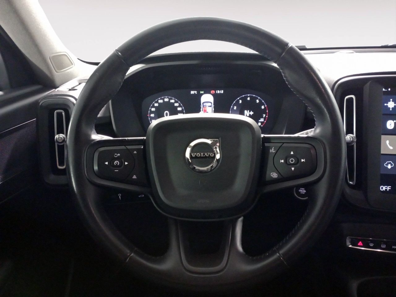 Volvo XC40 T3 2WD - foto 8