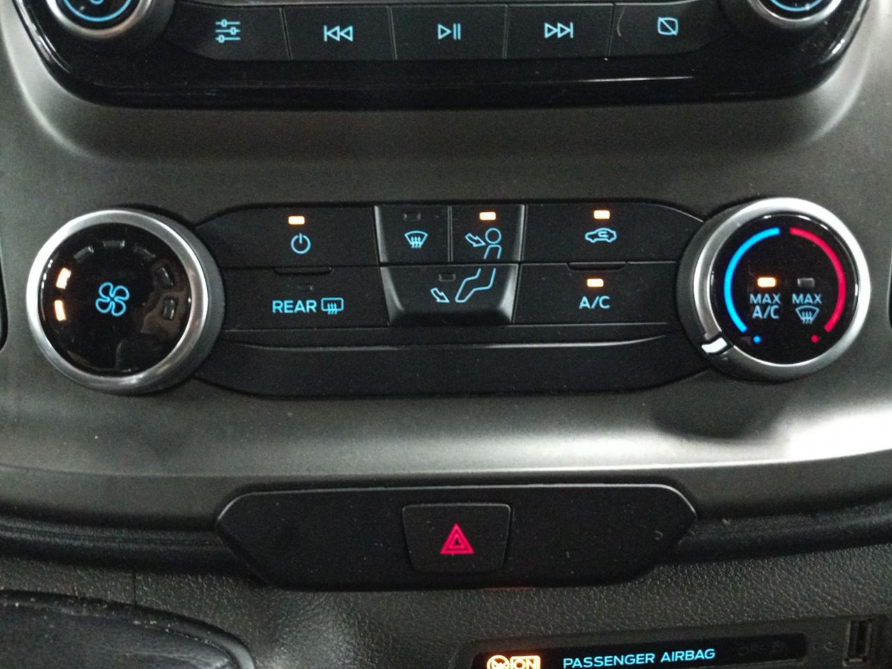 Ford Tourneo Custom 320 L1 Transit Trend - foto 19