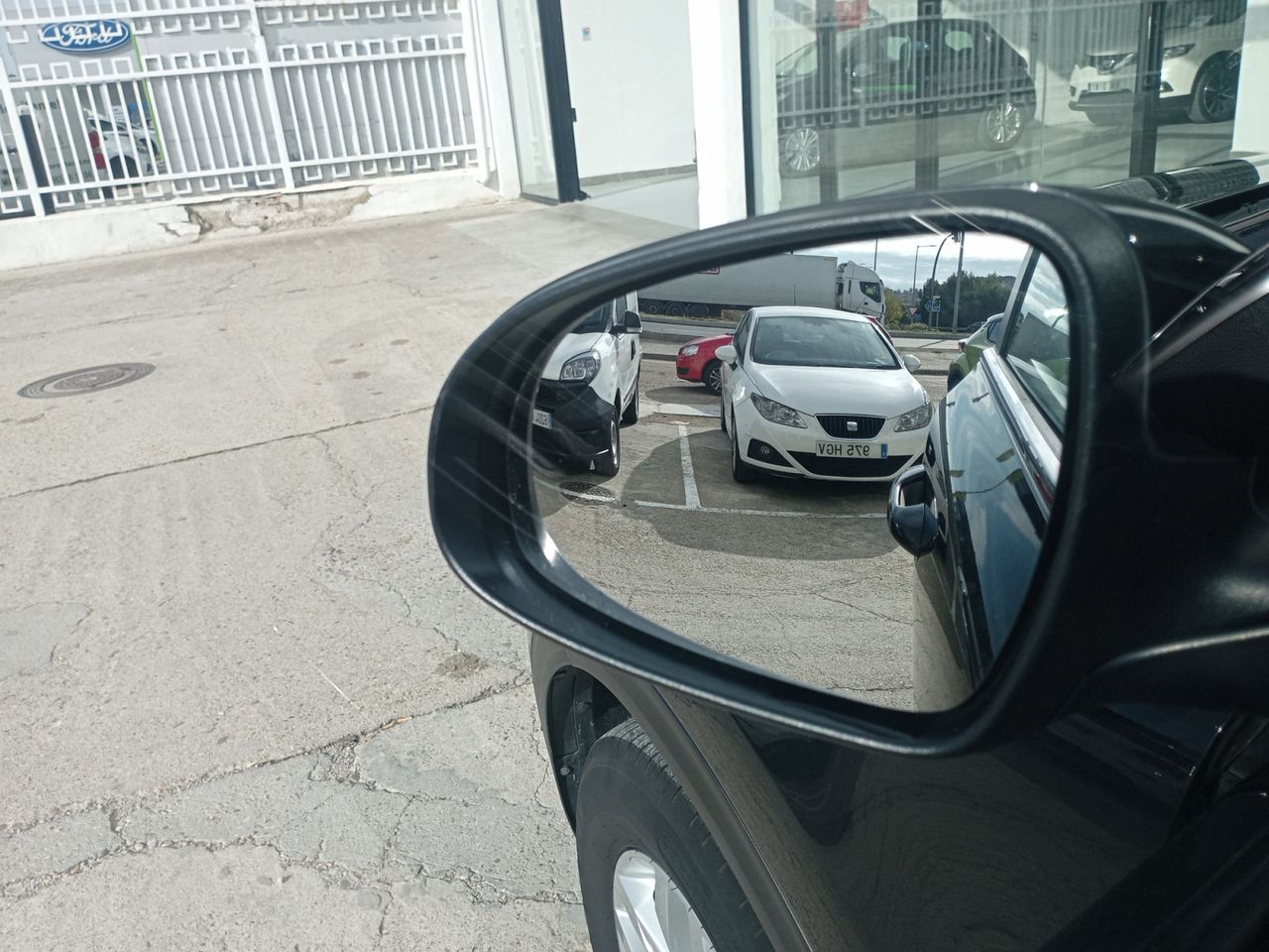 Kia Sportage Concept 4x2 - foto 23