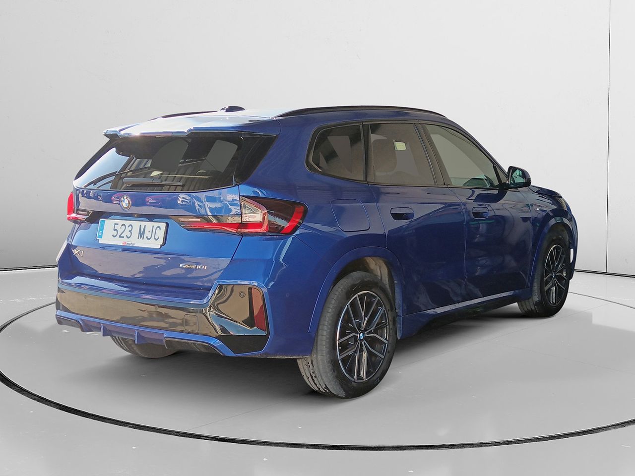 bg