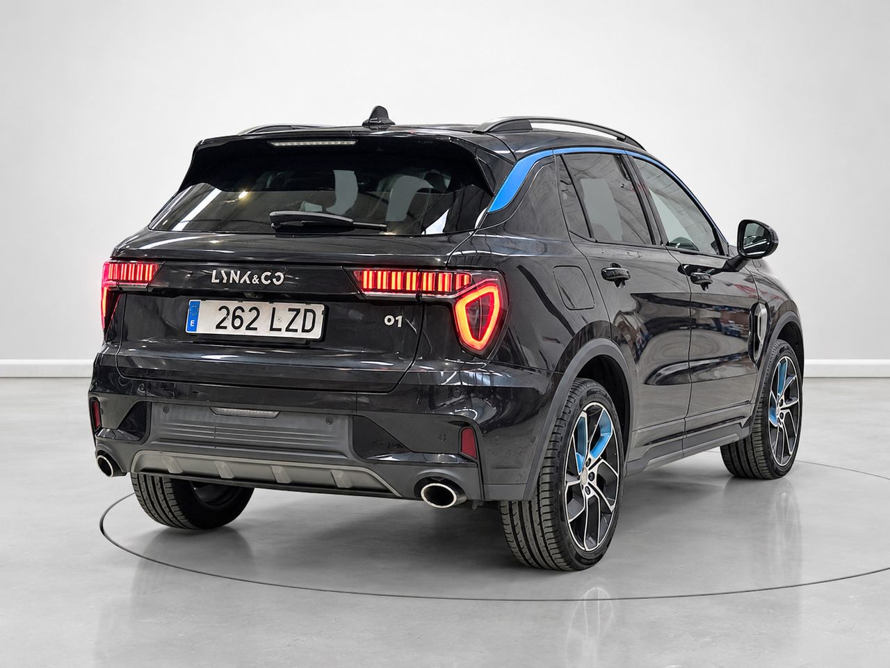 Lynk & Co 01 1.5 PHEV 192 kW (261 CV) - foto 3
