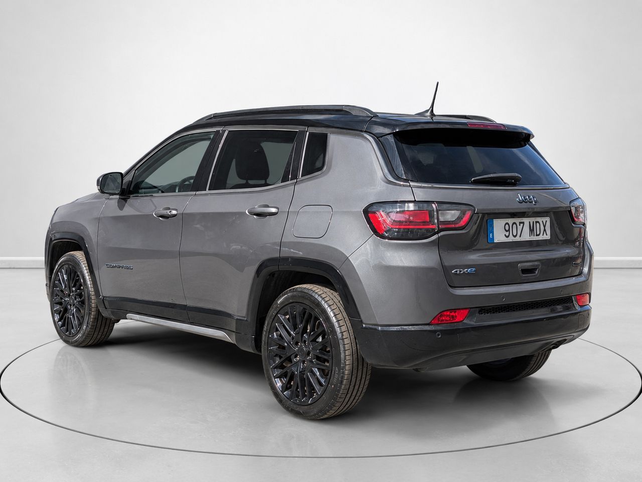 Jeep Compass 1.3 PHEV S AWD AT 177 kW (240 CV) - foto 5