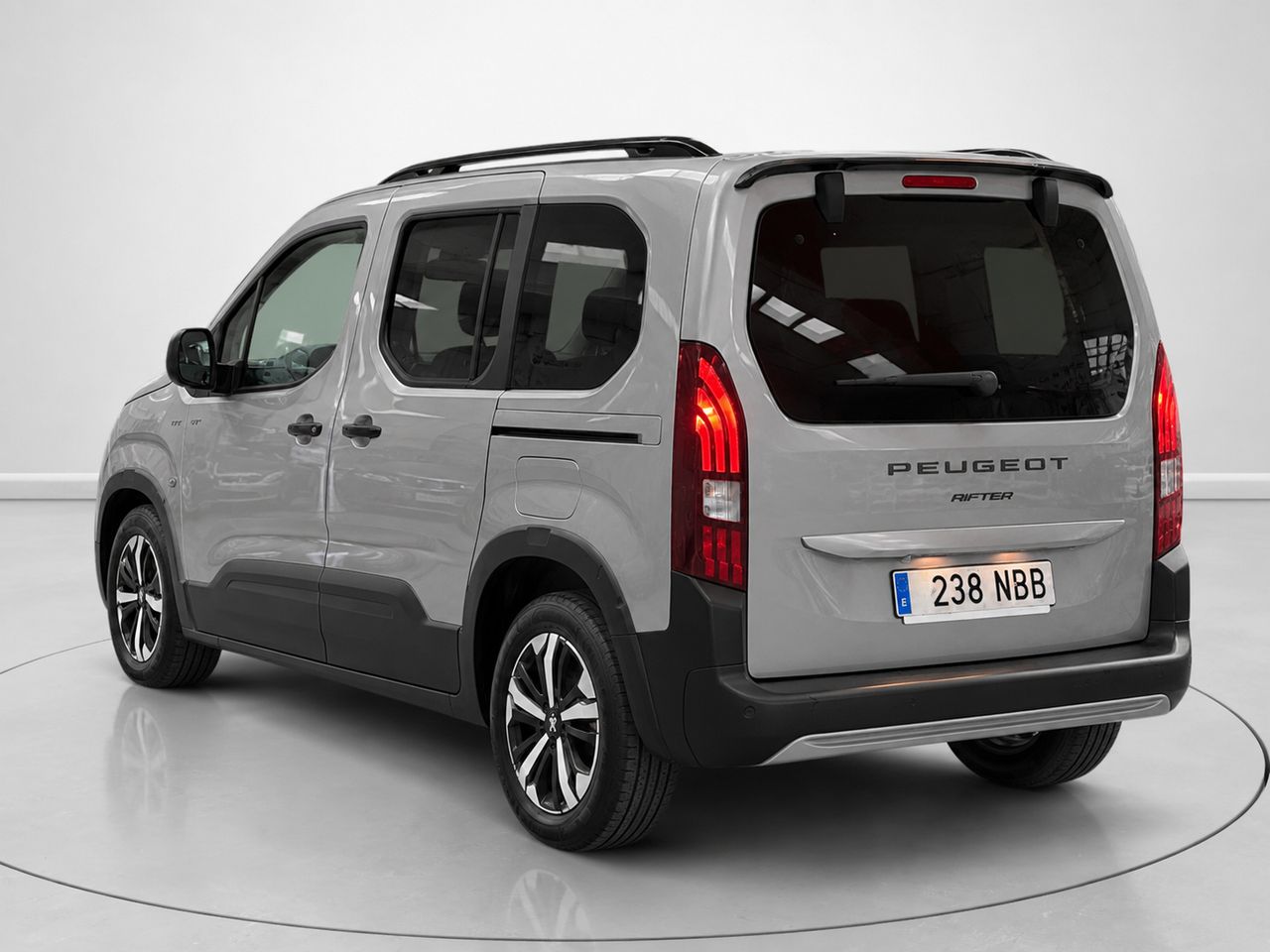 Peugeot Rifter BlueHDi 130 S&S Allure Long EAT8 96 kW (130 C - foto 5