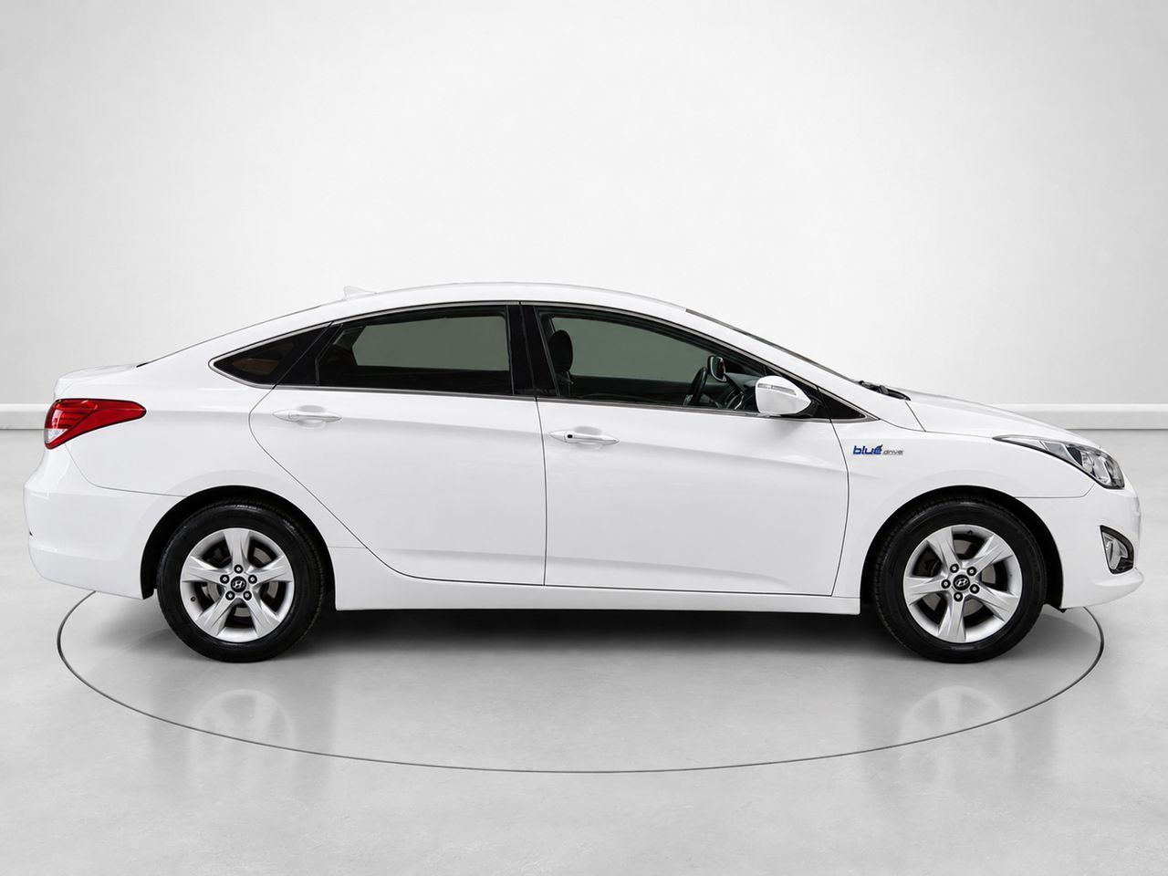 Hyundai i40 1.7 CRDI BlueDrive Tecno 100 kW (136 CV) - foto 2