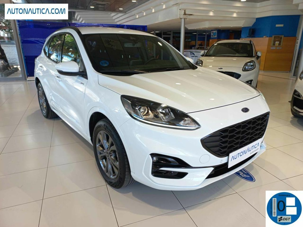 Mazda3 hibrido  de segunda mano - ford kuga 2022 /