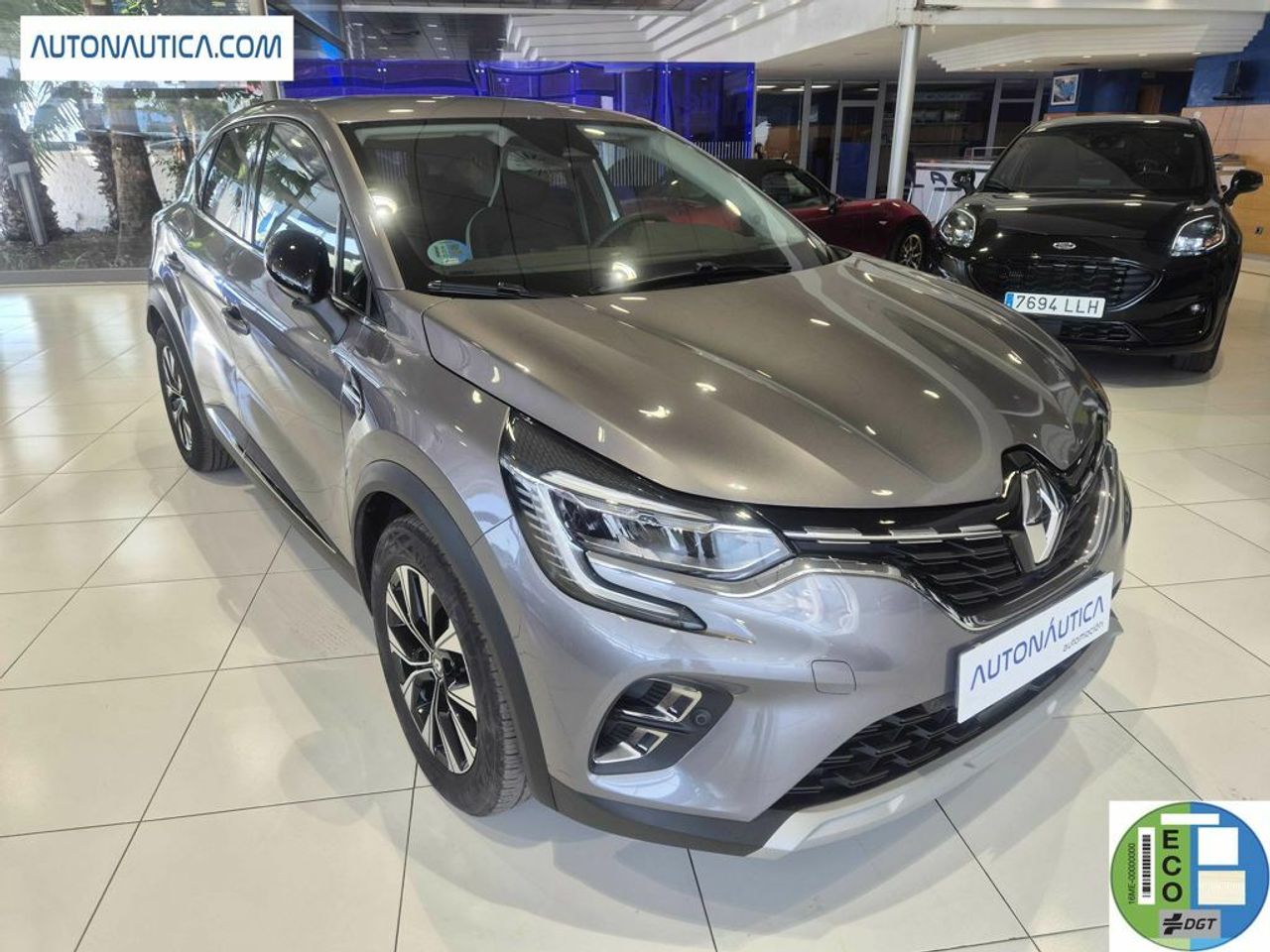 renault captur 2023 /