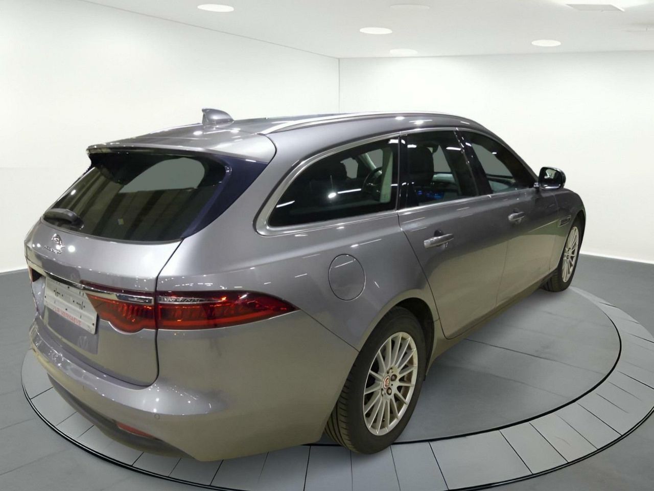 jaguar xf 2019 / foto grande (2)