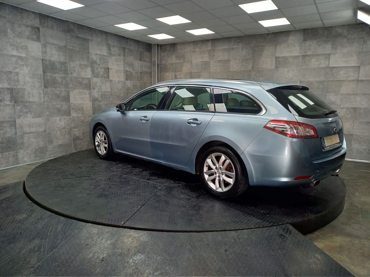 Peugeot 508 SW Active 2.0 HDI 140cv - foto 4
