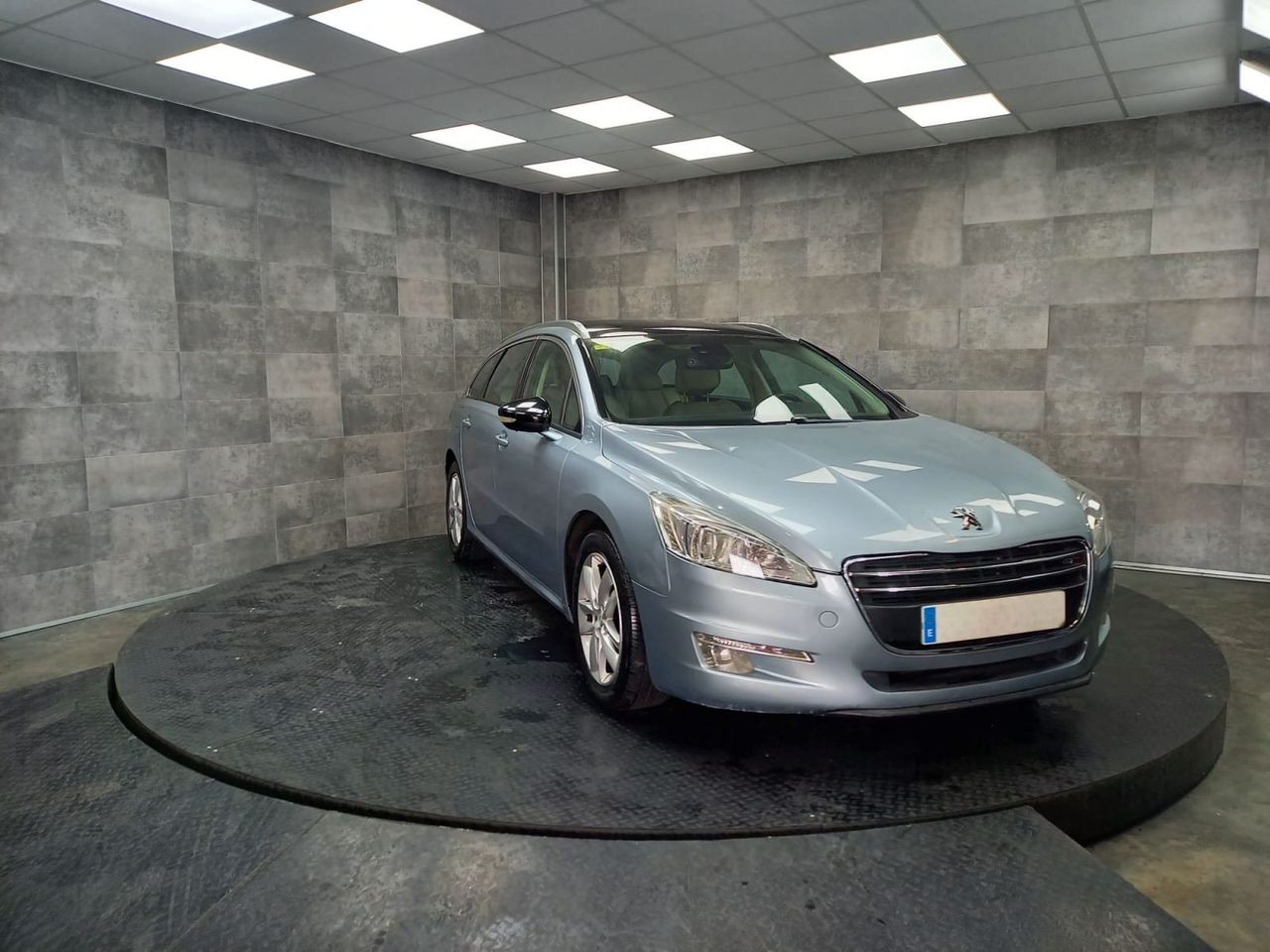 Peugeot 508 SW Active 2.0 HDI 140cv - foto 2