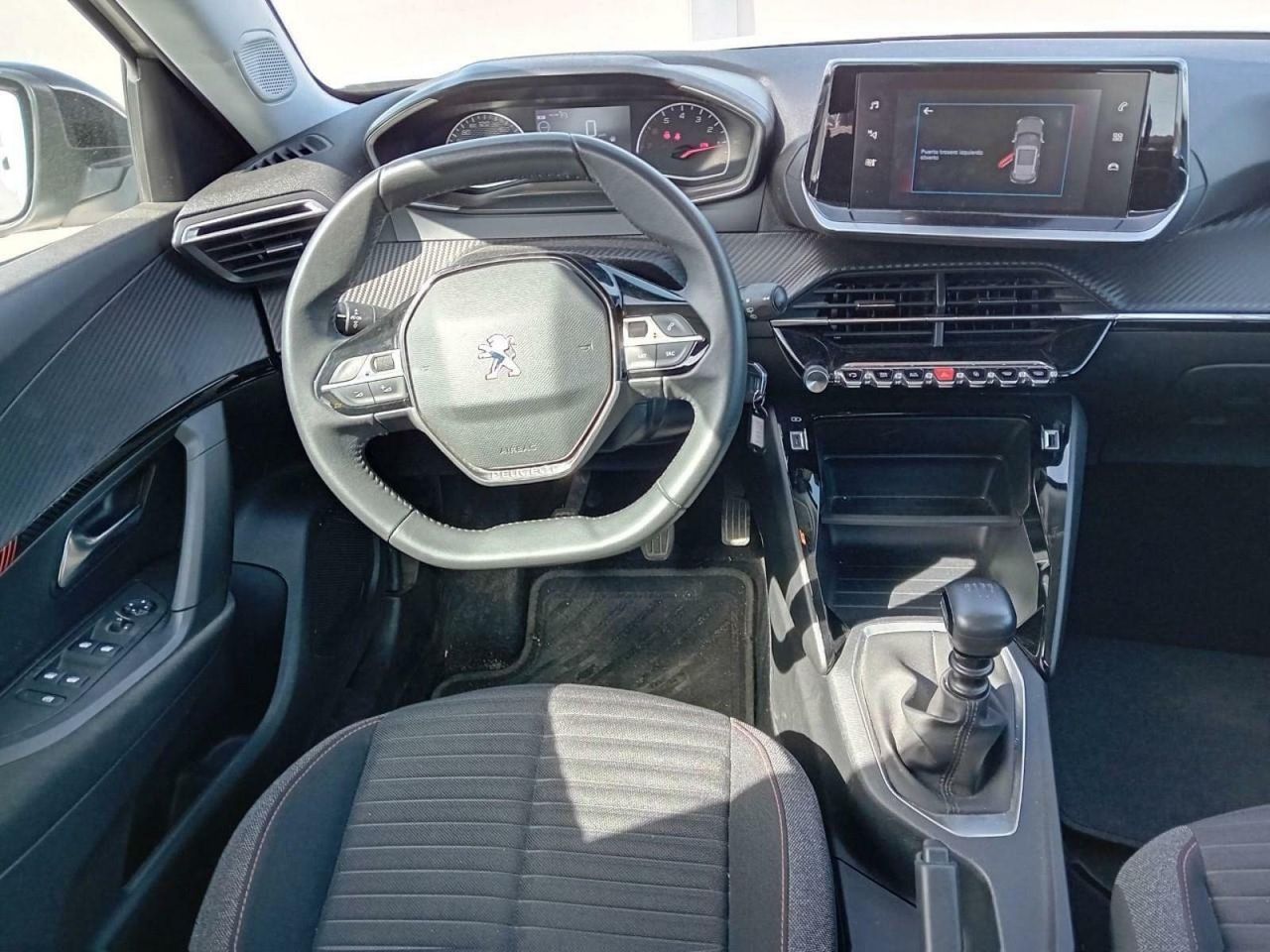 peugeot 2008 2021 / foto grande (3)