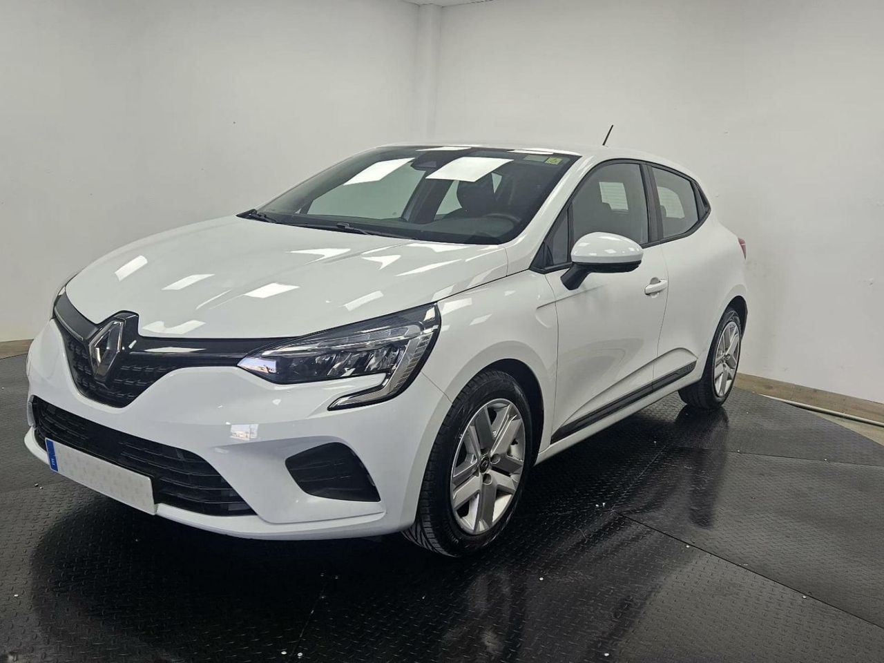 renault clio 2021 /