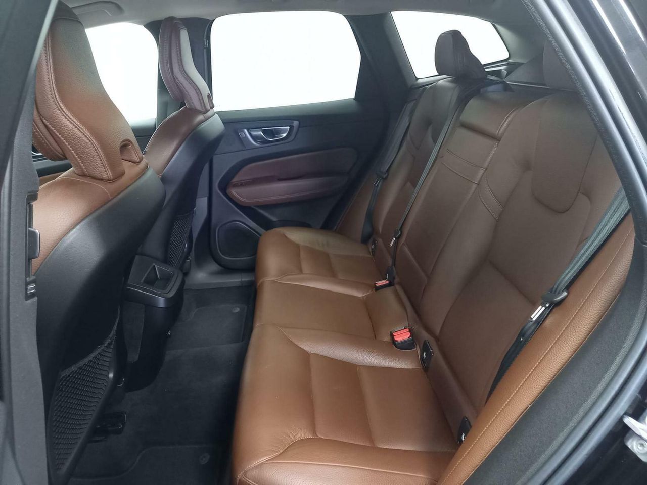 VOLVO XC60 2.0 D3 MOMENTUM PRO ADBLUE - foto 23