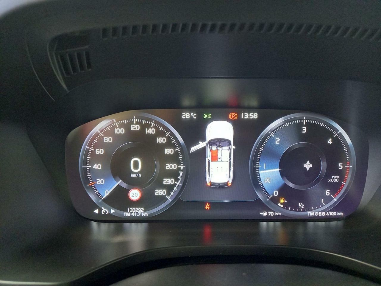 VOLVO XC60 2.0 D3 MOMENTUM PRO ADBLUE - foto 16