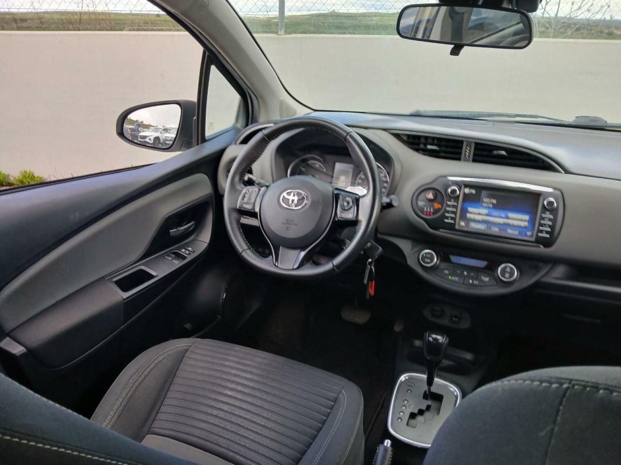 toyota yaris 2020 / foto grande (3)
