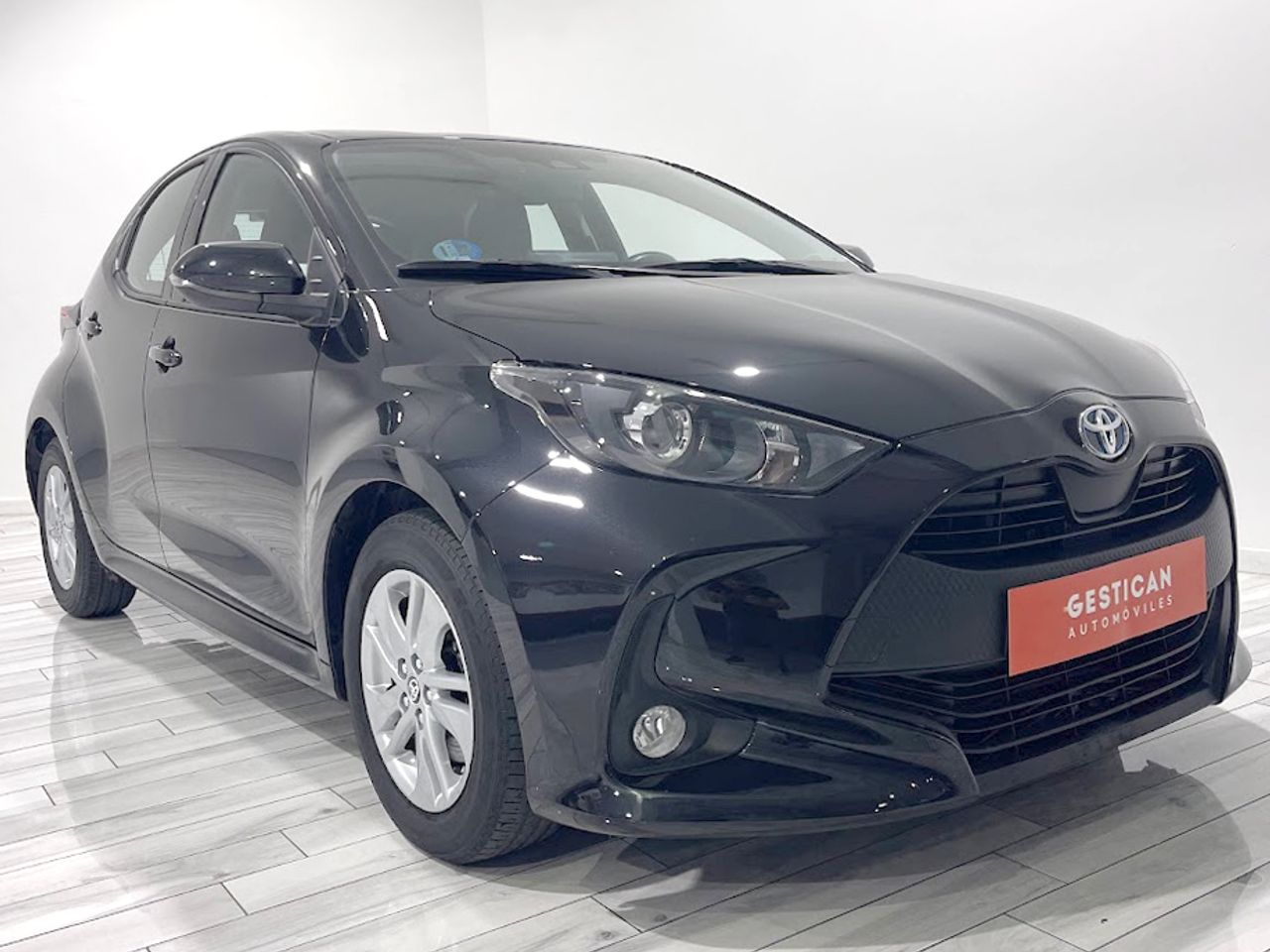 toyota yaris 2020 / foto grande (2)