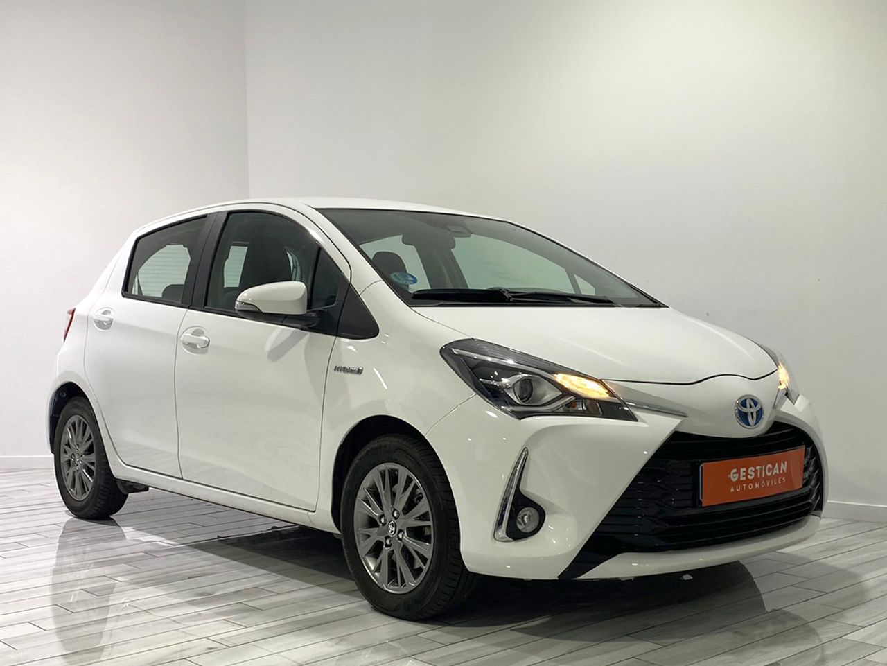 toyota yaris 2020 / foto grande (2)
