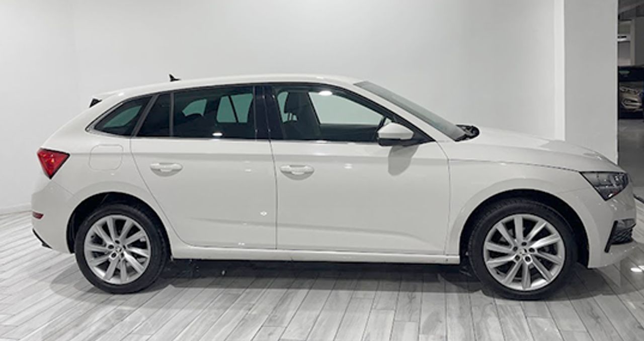 skoda scala 2022 / foto grande (3)