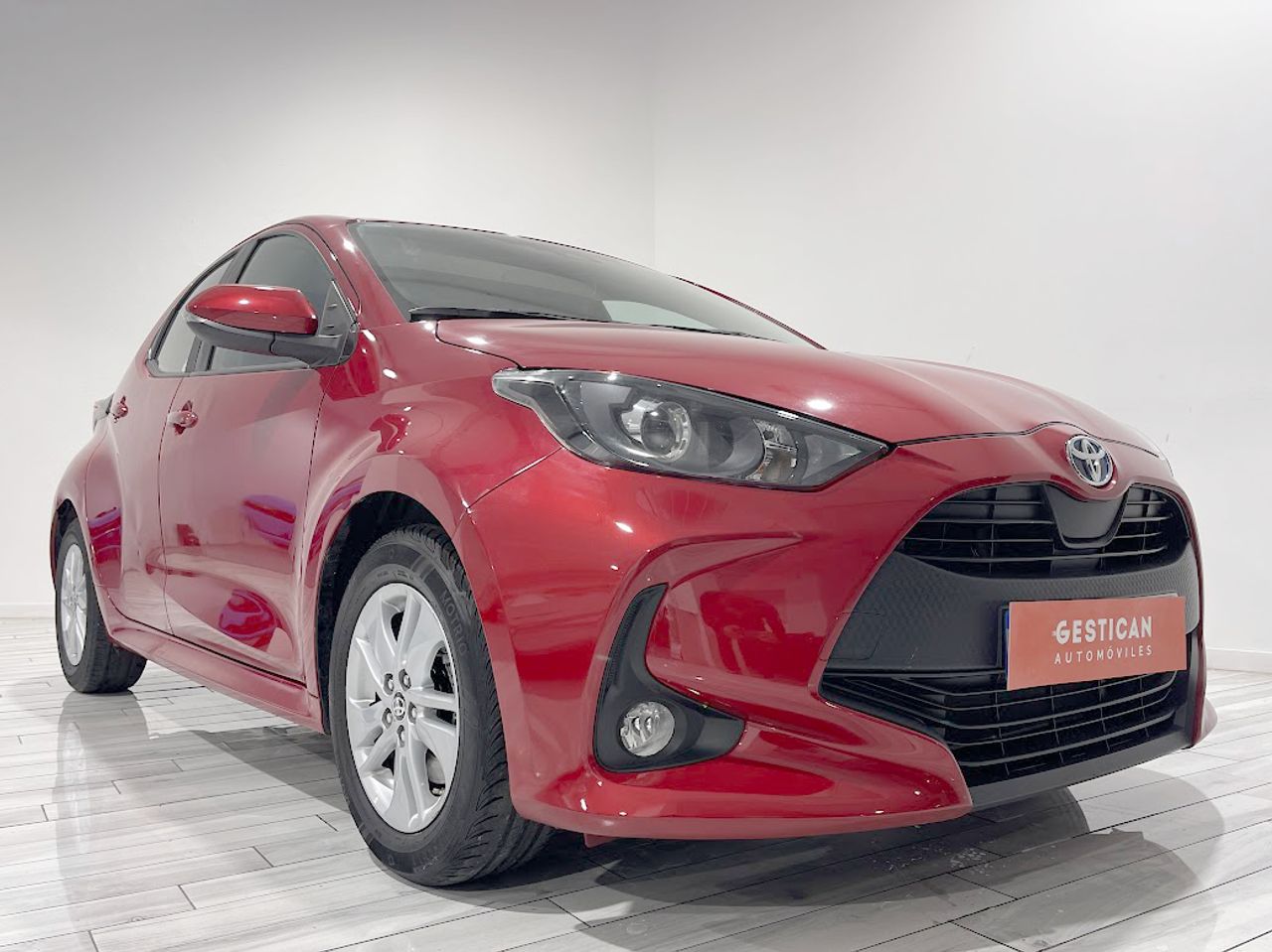 toyota yaris 2022 / foto grande (2)