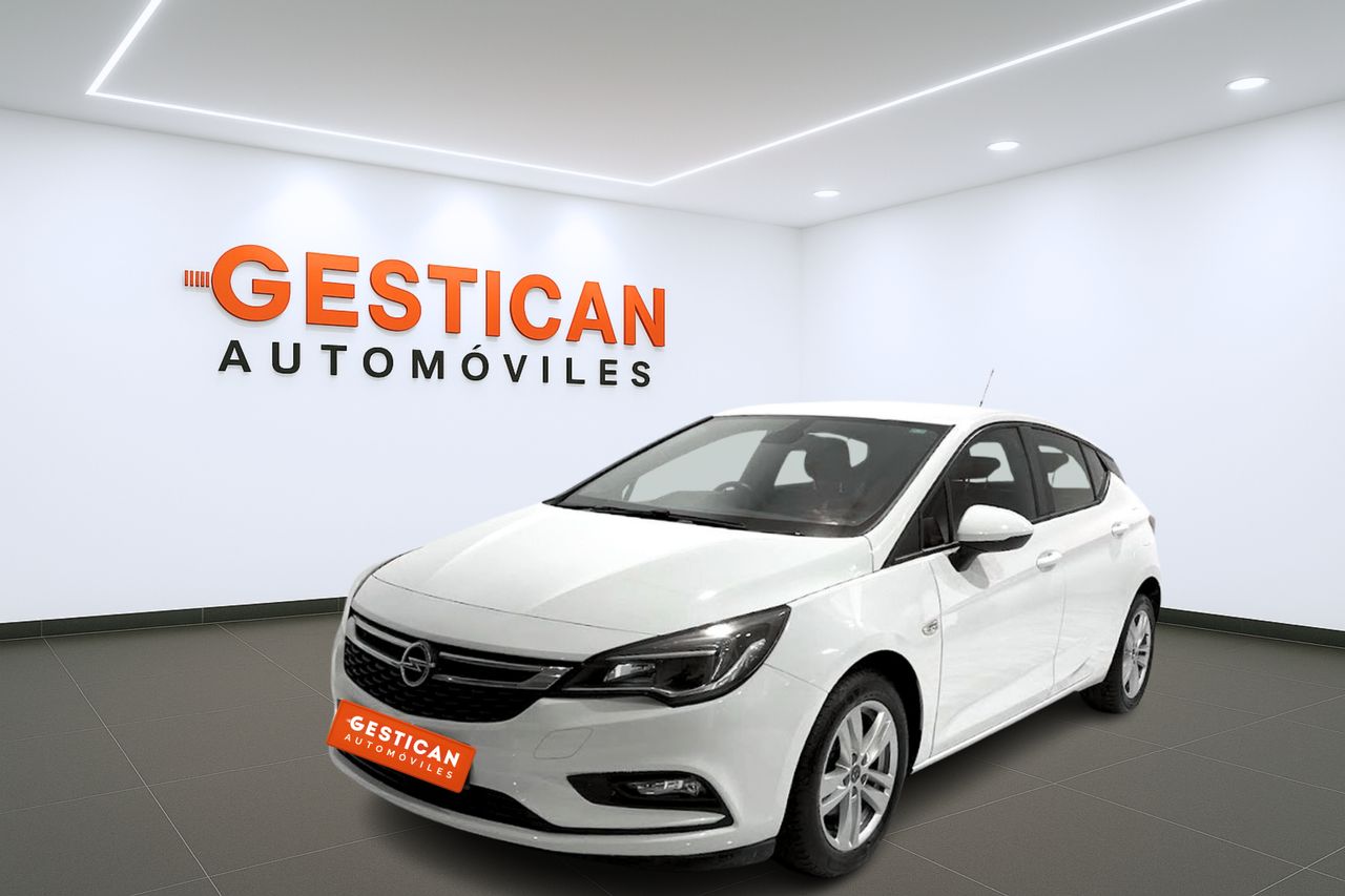 Foto opel astra 2019 /