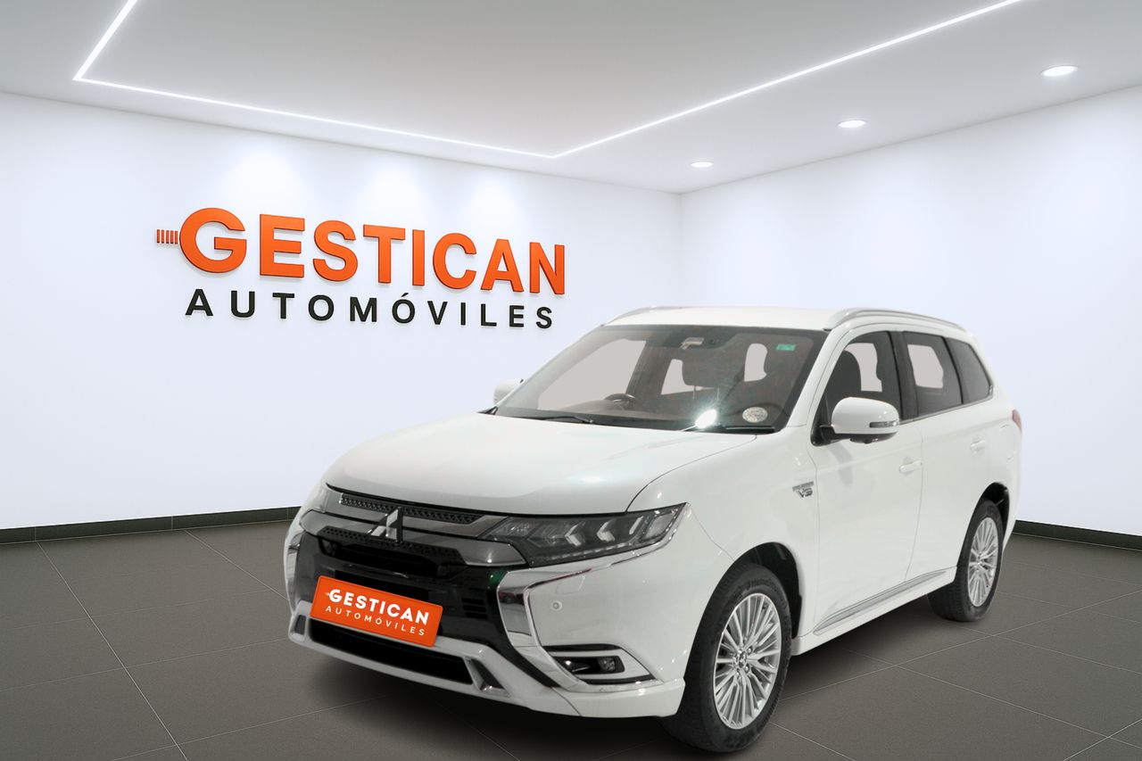 Foto mitsubishi outlander 2020 /