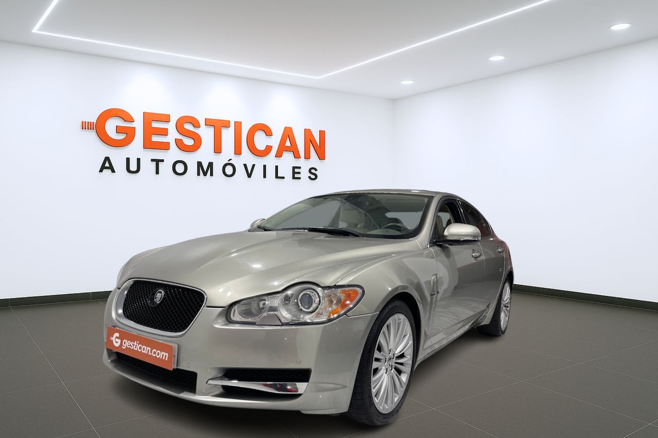 jaguar xf 2010 /