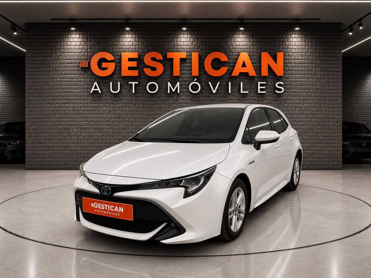 Toyota Corolla 1.8 125H ACTIVE TECH E-CVT