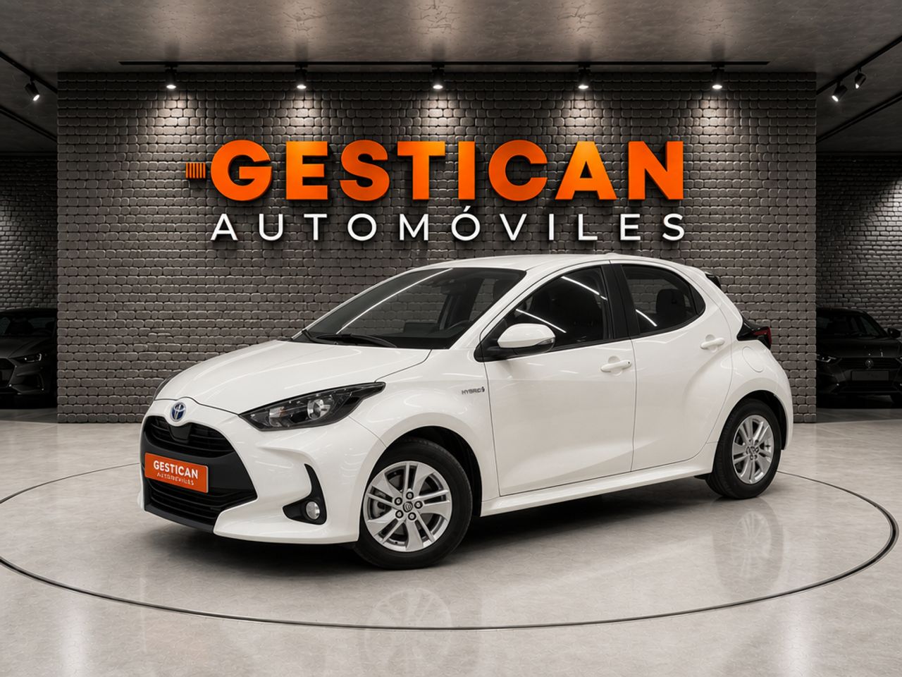 Toyota Yaris 1.5 120H Active Tech - foto 4