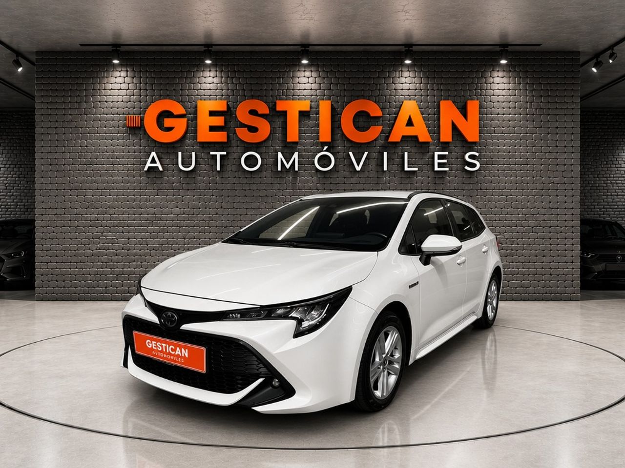 Toyota Corolla 1.8 125H BUSINESS PLUS E-CVT TOU SPORT