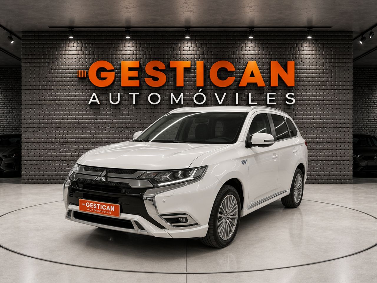 Mitsubishi Outlander 2.4 PHEV Kaiteki Auto 4WD