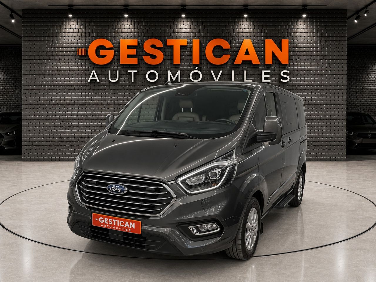 Ford Tourneo Custom 1.0 ECO 93kW Plug-in L1 Titanium Auto