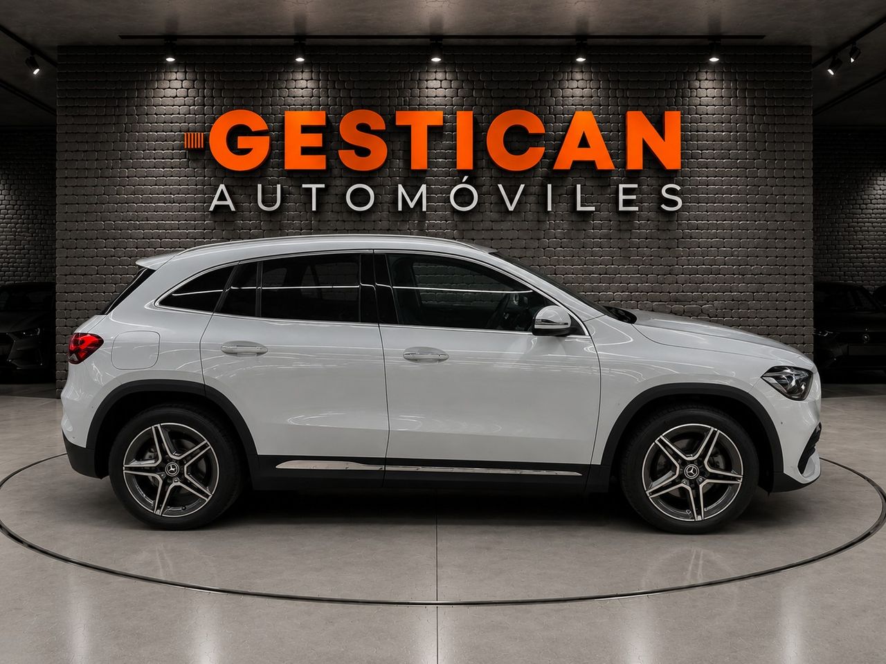 Mercedes GLA GLA 250 e - foto 5