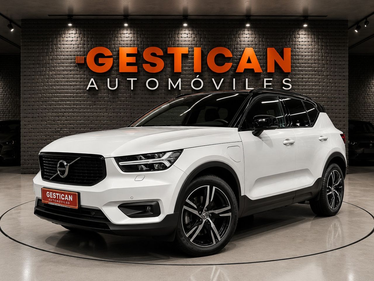 Volvo XC40 1.5 T5 Twin R-Design Auto